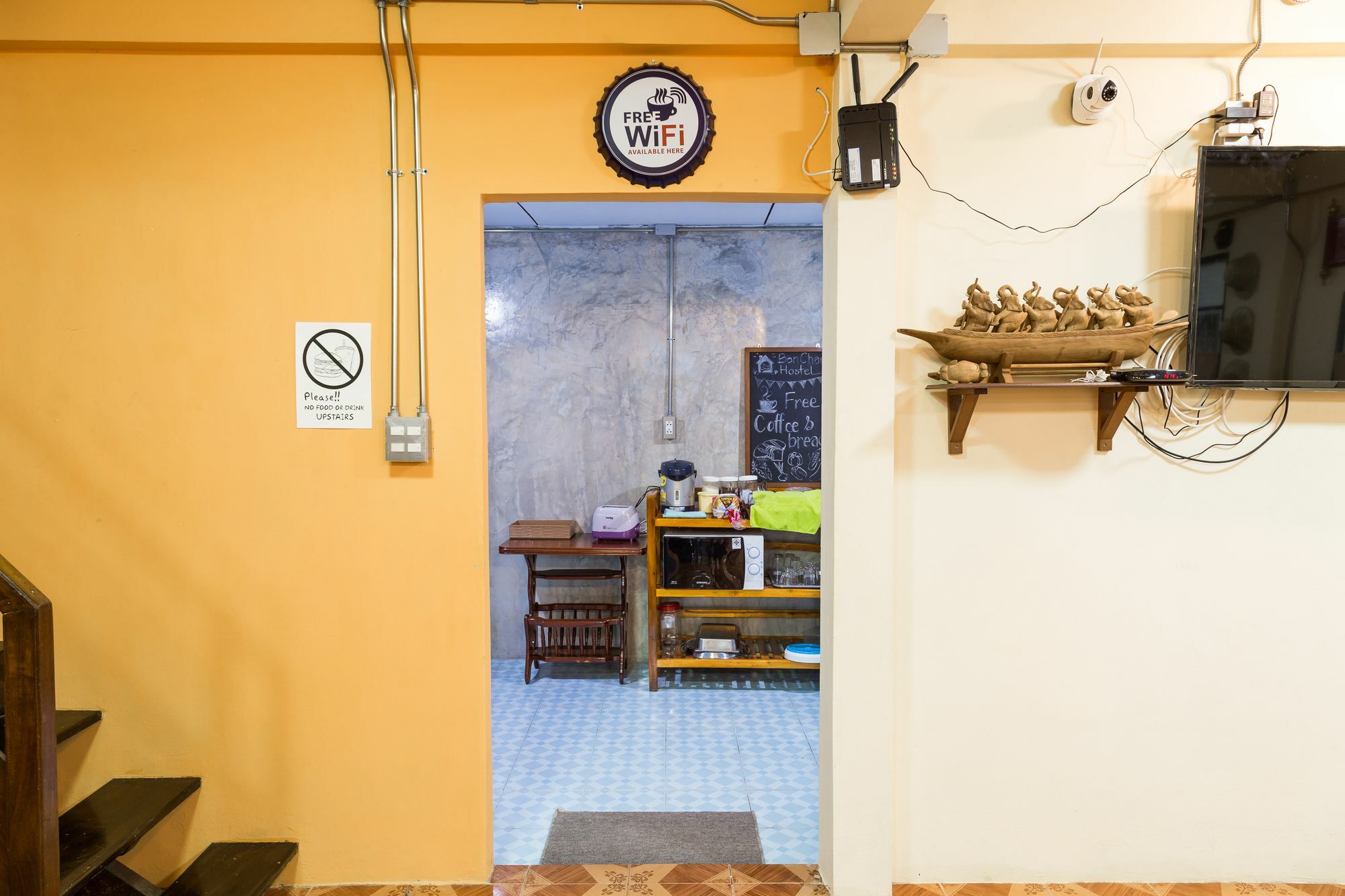 Banchan Hostel Ayutthaya Eksteriør billede